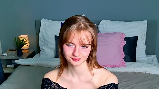 ElfieWhite webcam