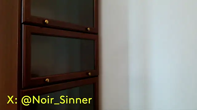 sinnernoir live sex cam