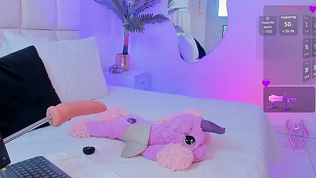 zoe_rivers webcam