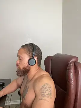 fathero1time - Fathero1time's free webcam - UK Sex Cams