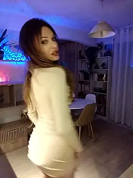 Modèle: Luna_Kitanna