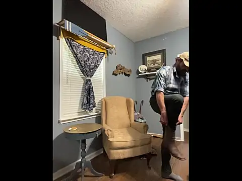 countrypnp13 (Ask my age) - New interactive toy