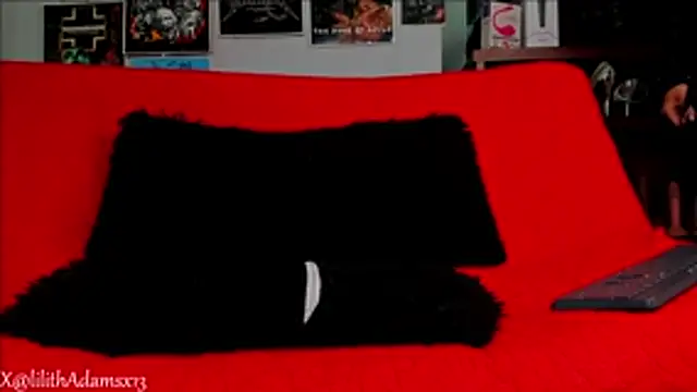 lilith-deveraux - Lilith-deveraux's free webcam - UK Sex Cams