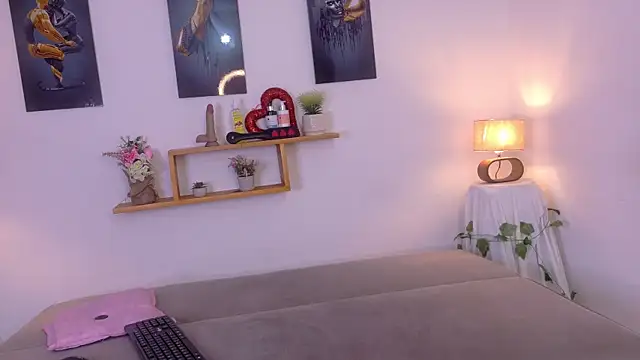 lia_valmont_01 webcam