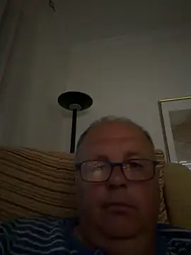 yachtcaptain10 - YachtCaptain10's free webcam - UK Sex Cams