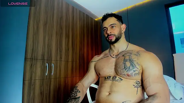 massimo_visconti - Massimo_visconti's free webcam - UK Sex Cams