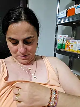 Watch IsabelleCraft live on EroticFlix - High definition streams