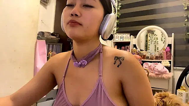 Watch GlindaDejardin live on EroticFlix - High definition streams