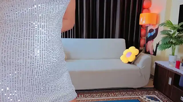 Wow-nisha live sex cam