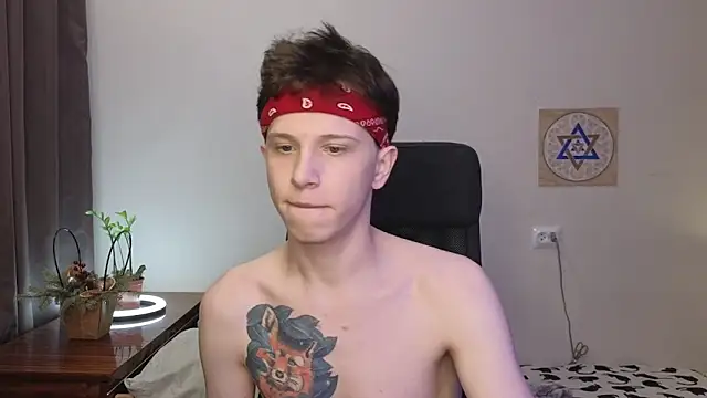 arlekincrop (M young) - hidden cum show