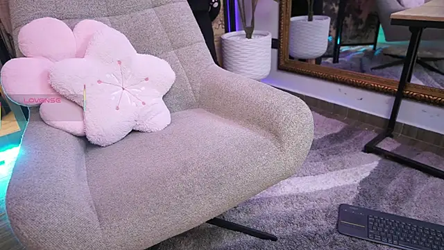 NamiKimura live sex cam
