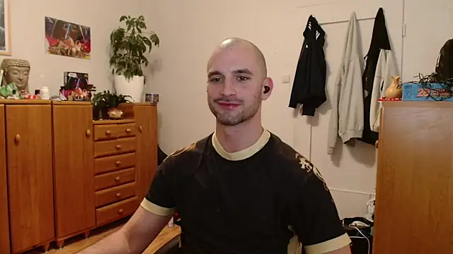 oskarbreno - OskarBreno's free webcam - UK Sex Cams