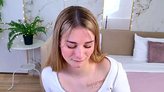 sweetylicky - SweetyLicky's free webcam - UK Sex Cams