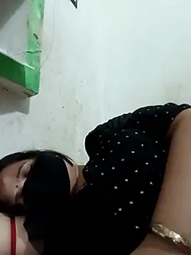 karishma_bhabhi - Karishma_Bhabhi's free webcam - UK Sex Cams