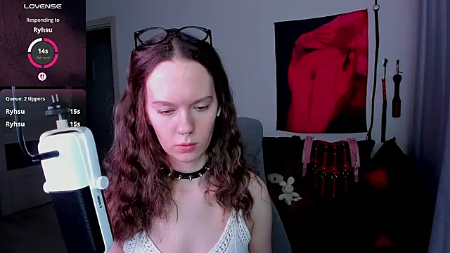 Goddess_of_Fertility webcam