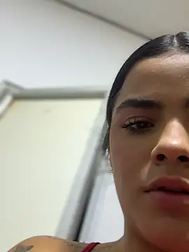 Watch Kaily_Sweet16 live on EroticFlix - High definition streams