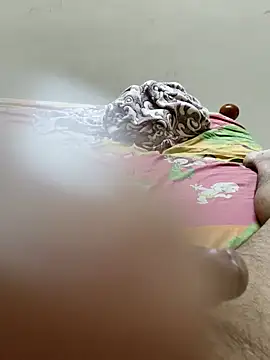 indianromanticboy - IndianRomanticboy's free webcam - UK Sex Cams