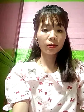 amylinee01 - AmyLinee01's free webcam - UK Sex Cams