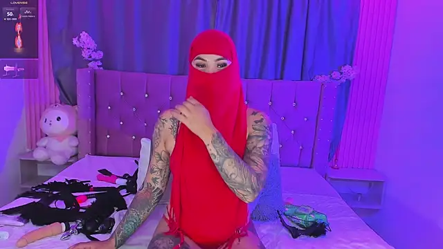 Nayla-Mouna webcam