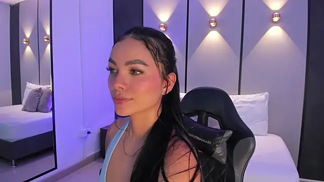 emily_tolson webcam