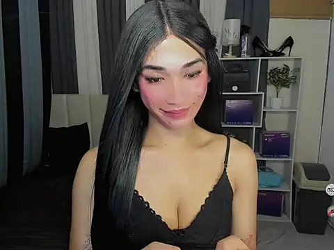 Model: FyangFoxx