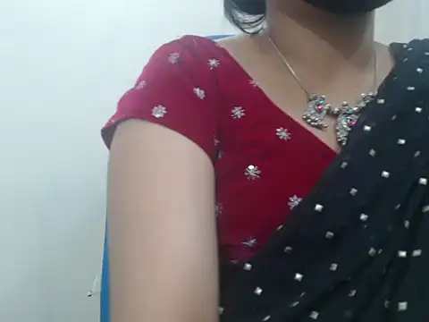 Lovely_Siri_23