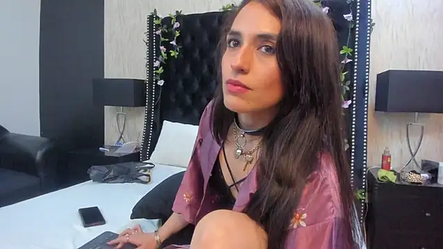 MeganNightt webcam