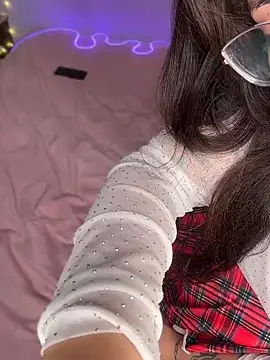Mizztikaa live sex cam