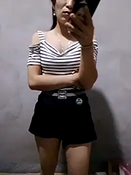 thobaby112 - Thobaby112's free webcam - UK Sex Cams