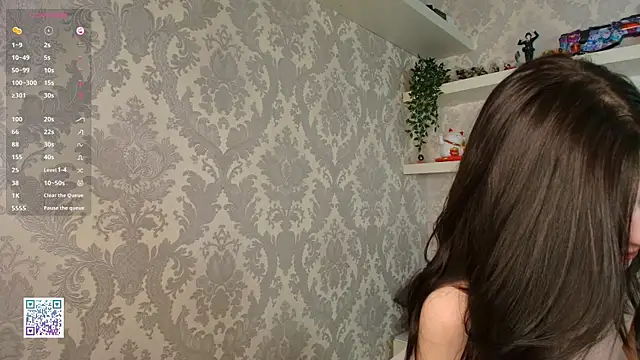fire_katie (F teen) - Oil on my boobs
