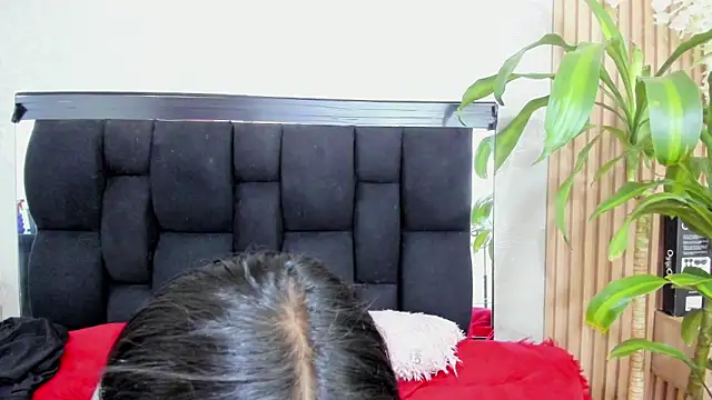 LesliePetit webcam