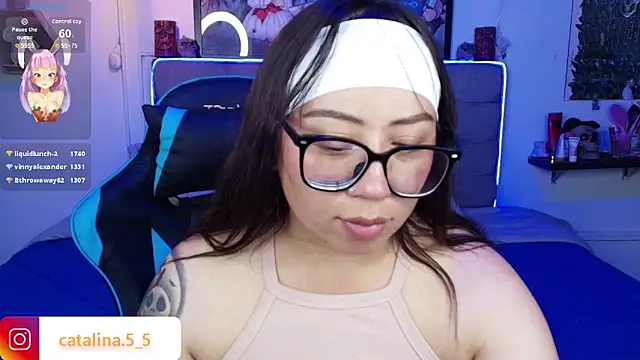 Kata_Bigboobs webcam
