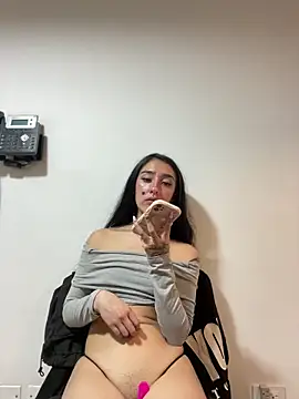 NickieCute-