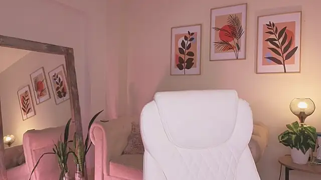 dahianawalcott - DahianaWalcott's free webcam - UK Sex Cams