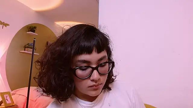 shizuku_moon - Shizuku_Moon's free webcam - UK Sex Cams