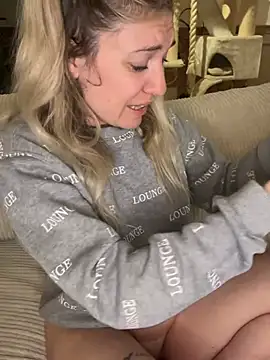 carlaaa from StripChat is Freechat