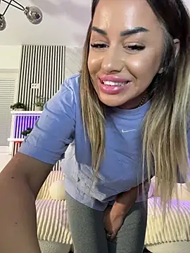 KirstieVegas