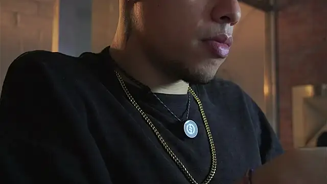 AlphaMasterXxx live sex cam
