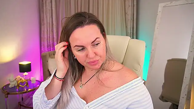 KiraCandyS webcam