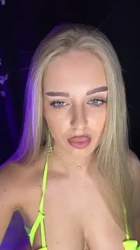 AubrieleRouj1