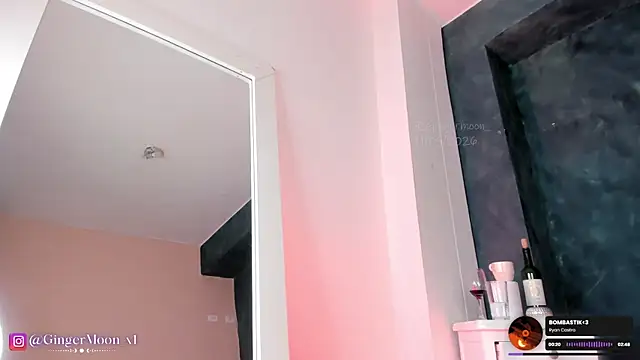 GingerMoon_ webcam