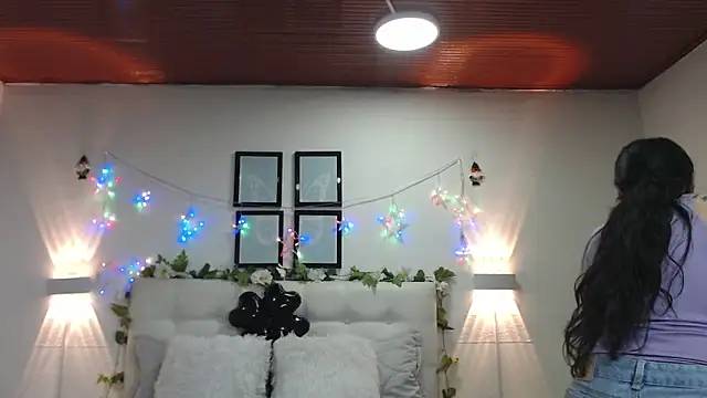 Megan_05_ webcam