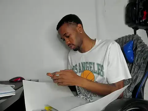 kofi_exotic_2 - Kofi_exotic_2's free webcam - UK Sex Cams