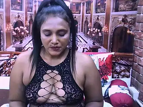 IndianSexyLady20 webcam