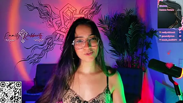 Watch Emmi_Roberts live on EroticFlix - High definition streams