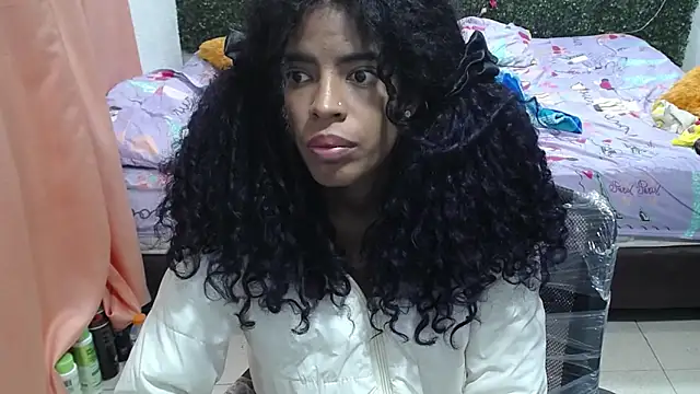 thianahorny webcam