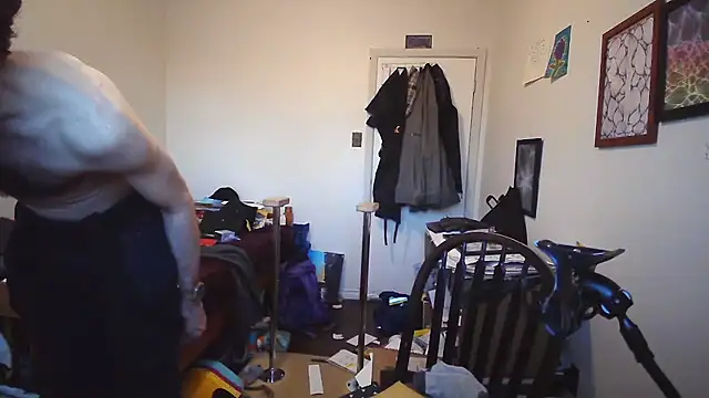JohnnyMoves
