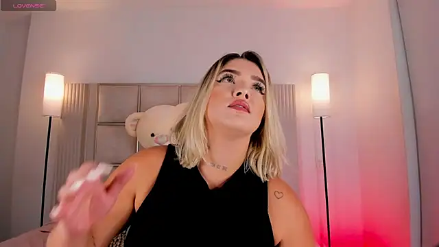 saraamiller_ - Saraamiller_'s free webcam - UK Sex Cams