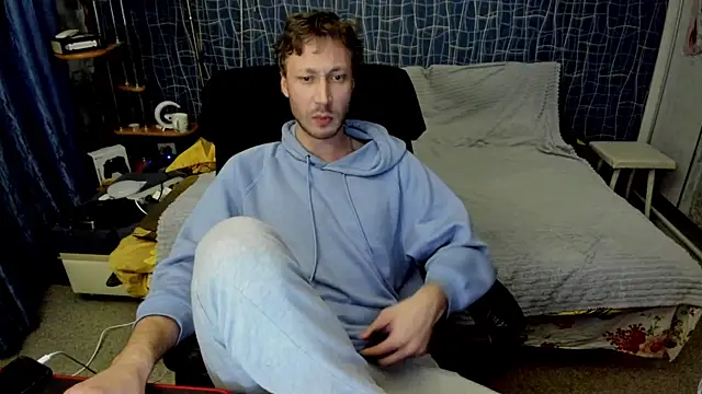 cuteboy228 - CuteBoy228's free webcam - UK Sex Cams