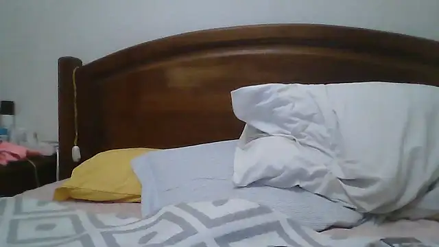 rochinha73 (M mature) - Ejacular para um copo e beber tudo